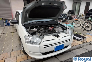 Toyota Probox VAN