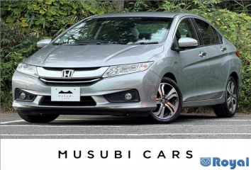 Honda Grace Hybrid
