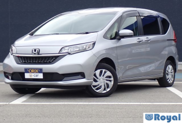 Honda Freed Spike Hybrid