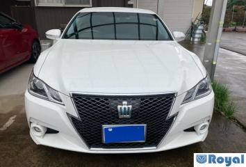 Toyota Crown Sedan