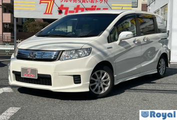 Honda Freed Spike Hybrid