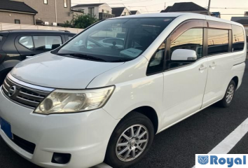 Nissan セレナ