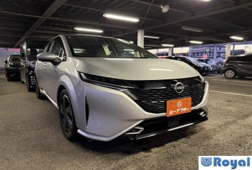 Nissan Aura