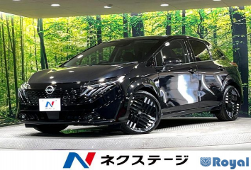 Nissan Aura