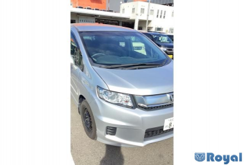 Honda Freed Spike