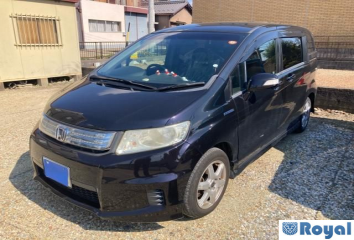 Honda Freed Spike Hybrid