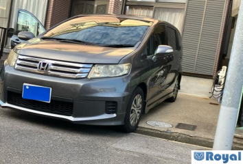Honda Freed Spike