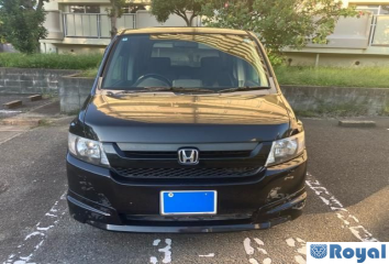 Honda Mobilio Spike