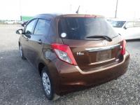 Toyota VITZ 2013