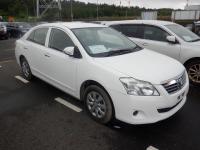 Toyota PREMIO 2013