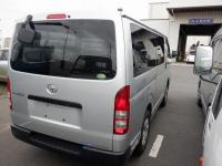 Toyota REGIUS VAN 2013