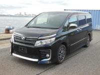 Toyota VOXY 2015