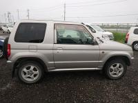 Mitsubishi PAJERO MINI 2000