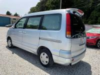 Toyota TOWNACE NOAH 1998