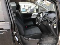 Toyota NOAH 2012