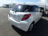 Toyota VITZ 2015