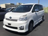 Toyota VOXY 2012