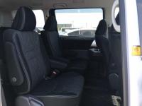 Toyota VOXY 2012