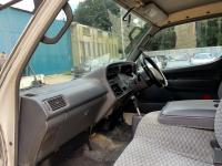Toyota HIACE VAN 2000
