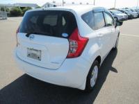 Nissan NOTE 2015