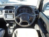 Mitsubishi PAJERO IO 2004