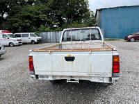 Nissan DATSUN PICK UP 1991