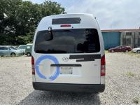 Toyota HIACE COMMUTER 2010