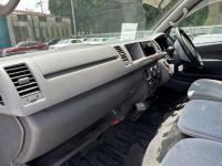 Toyota HIACE COMMUTER 2010