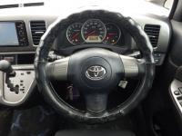 Toyota WISH 2008
