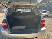 Toyota KLUGER V 2004