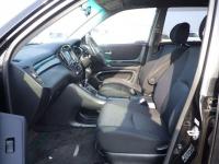 Toyota KLUGER L 2004