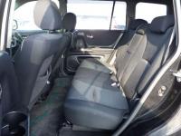 Toyota KLUGER L 2004