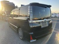 Toyota VOXY 2015