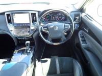 Toyota CROWN HYBRID 2018