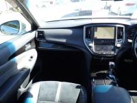 Toyota CROWN HYBRID 2018