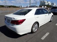 Toyota CROWN HYBRID 2015