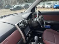 Mazda VERISA 2010