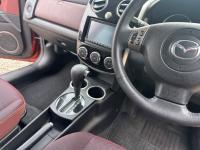 Mazda VERISA 2010