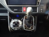Toyota NOAH 2018