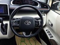 Toyota SIENTA 2018
