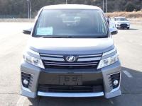 Toyota VOXY 2015