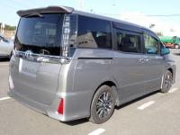 Toyota VOXY 2015