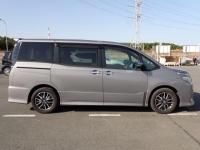 Toyota VOXY 2015