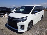 Toyota VOXY 2016