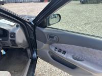 Nissan SUNNY 2002