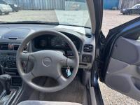 Nissan SUNNY 2002