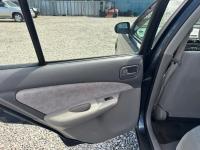 Nissan SUNNY 2002