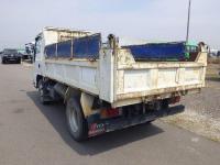 Isuzu ELF TRUCK 2011