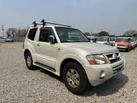 Mitsubishi PAJERO 2006