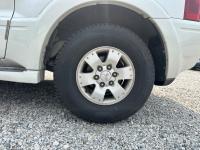 Mitsubishi PAJERO 2006